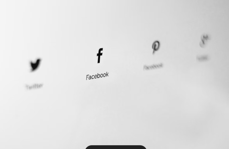 Image of a list of social icons | How to Write a Coaching Bio That Converts Visitors into Clients